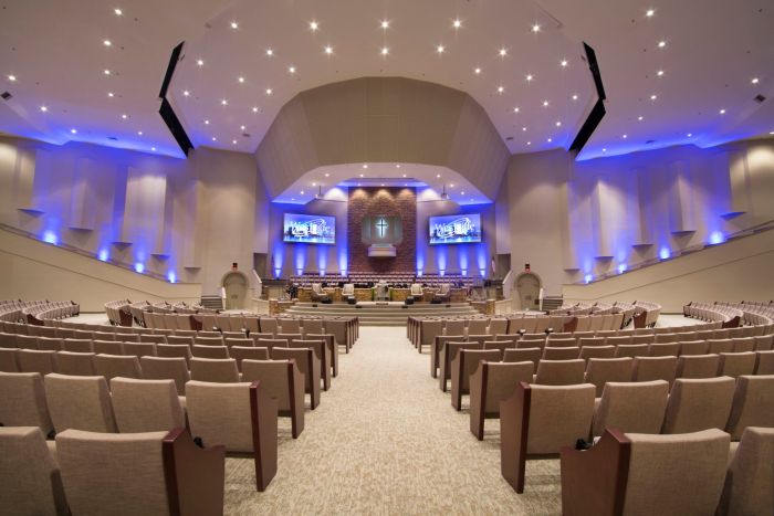 Baptist renovations westside sanctuary remodeling churchinteriors congregants pew choir